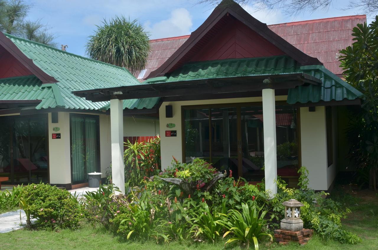 Golden Bay cabaña Ko Lanta Exterior foto